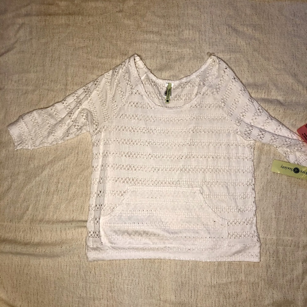 Free society white eyelet 3/4 Sleeve shirt.